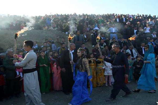 6 فروردین. آماده // حال و هوای نوروز در جمع اقوام کُرد / بلایی که داعش بر سر آیین&zwnj;های قومی آورد