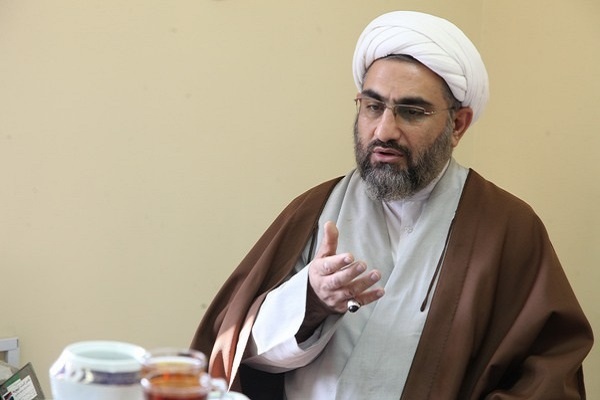 حکومت اسلامی مسئول رفع دیون و تامین ضعفا است/ رافت و رحمت؛ ویژگی متفاوت رهبری جامعه اسلامی