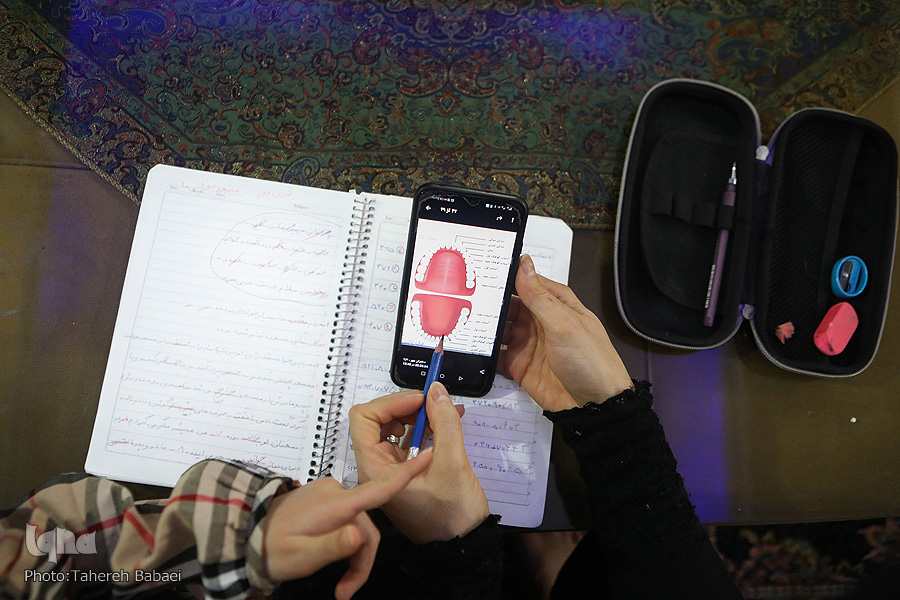 بلاتکلیفی نقش والدین در قبال آموزش مجازی به دانش&zwnj;آموزان