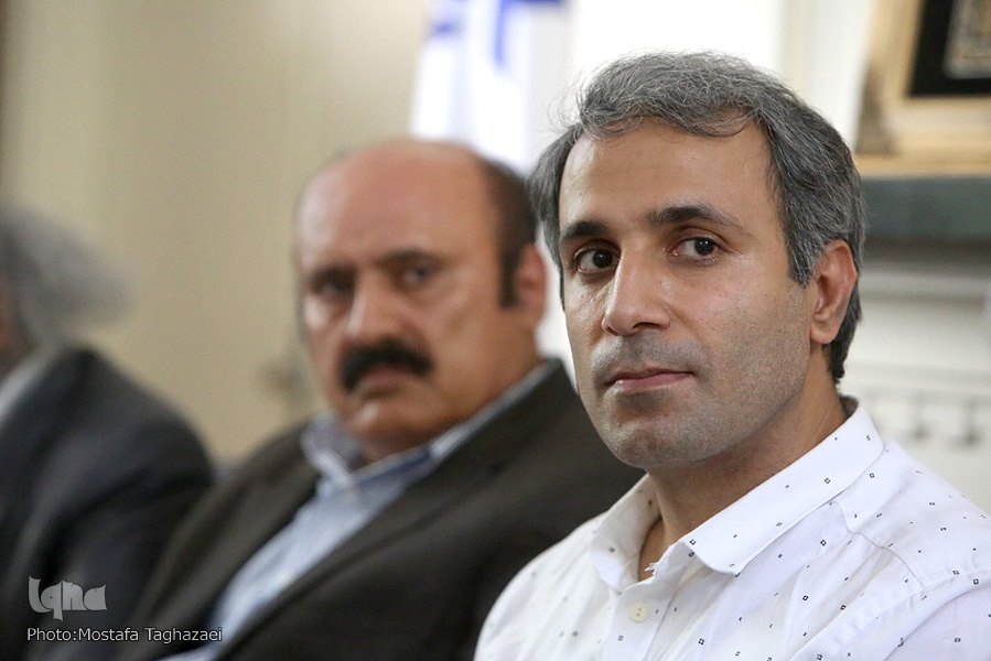 واکاوی عنصر معلممحوری در نظام تعلیم و تربیت رضا ماحوزی