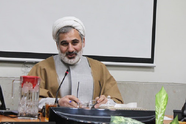 جهانی‌شدن متفاوت از حکومت جهانی است / تاویل «غیب» در آیات قرآن به امام مهدی(عج)