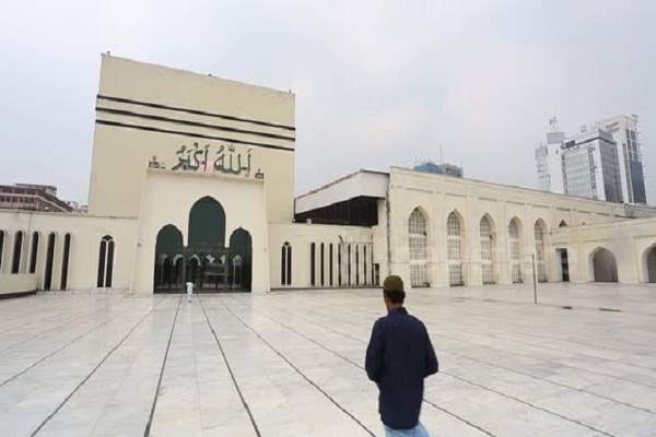 نگاهی به بزرگترین مسجد بنگلادش + فیلم