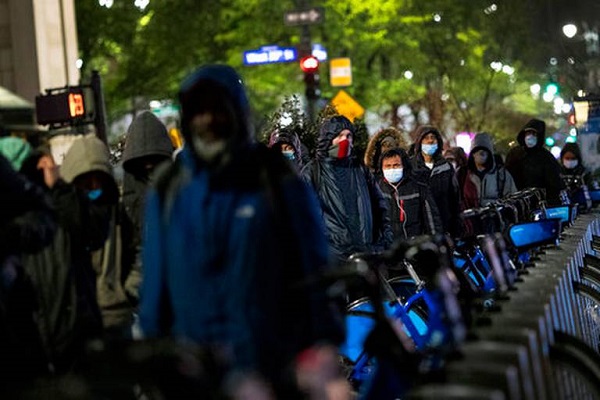 پخش غذا از سوی مسلمانان بروکلین در ماه رمضان + گزارش تصویری پخش غذا از سوی مسلمانان بروکلین در ماه رمضان + گزارش تصویری