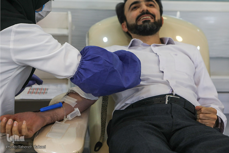 همراهی مجریان رسانه ملی با پویش &laquo;اهدای خون به عشق یک شهید&raquo; / ضرورت حضور آحاد مردم