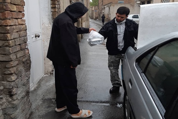 سایه&zwnj;بان مهر بر محله هرندی تهران