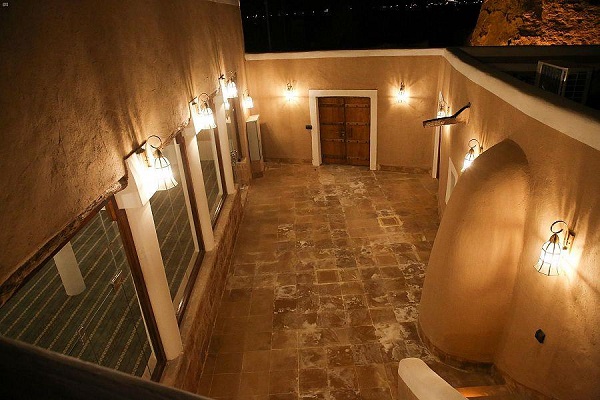 بازسازی مسجد ۲۶۶ ساله جلعود در عربستان سعودی