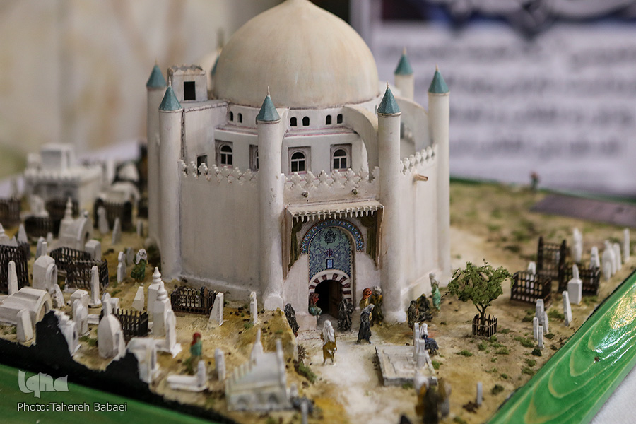 رونمایی از ماکت شبیه‌سازی قبرستان بقیع پیش از تخریب