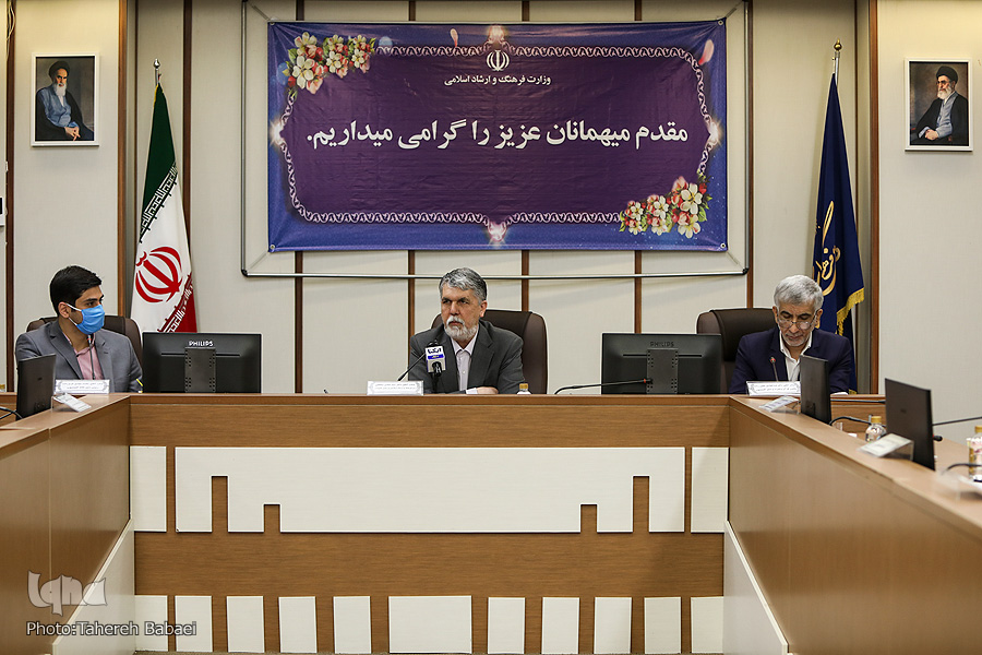 اقدام غیرقانونی برخی دستگاه‌های قرآنی در نگه‌داشت اعتبارات سال 97 / بازبینی سند جامع مسابقات قرآن