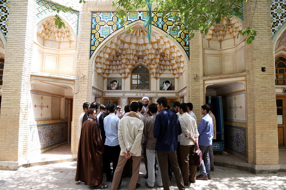  لزوم توسعه فلسفه و حکمت متعالیه