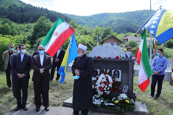 بزرگداشت اولین شهید ایرانی در بوسنی + عکس