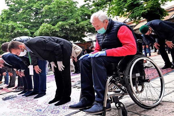 حال و هوای نماز عید فطر در چهار گوشه جهان + عکس حال و هوای نماز عید فطر در چهار گوشه جهان + عکس