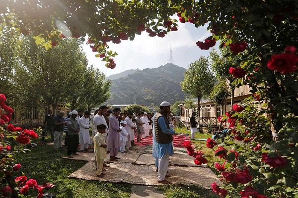 حال و هوای نماز عید فطر در چهار گوشه جهان + عکس حال و هوای نماز عید فطر در چهار گوشه جهان + عکس