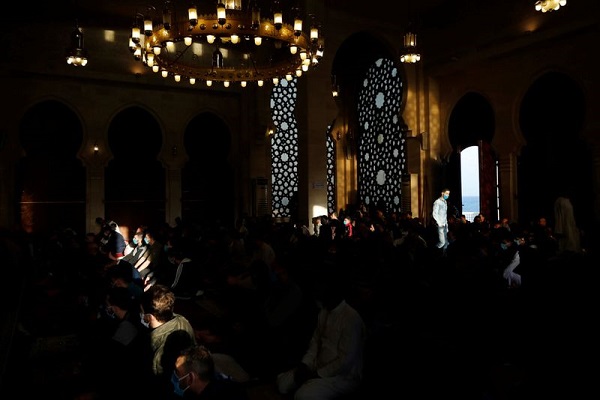 حال و هوای نماز عید فطر در چهار گوشه جهان + عکس حال و هوای نماز عید فطر در چهار گوشه جهان + عکس