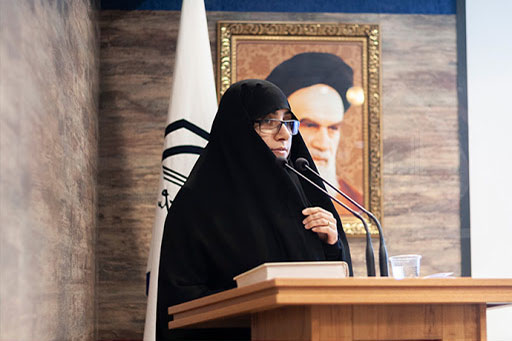 ریحانه کارپرور عضو گروه علمی مطالعات اسلامی زنان جامعةالزهراء(س)