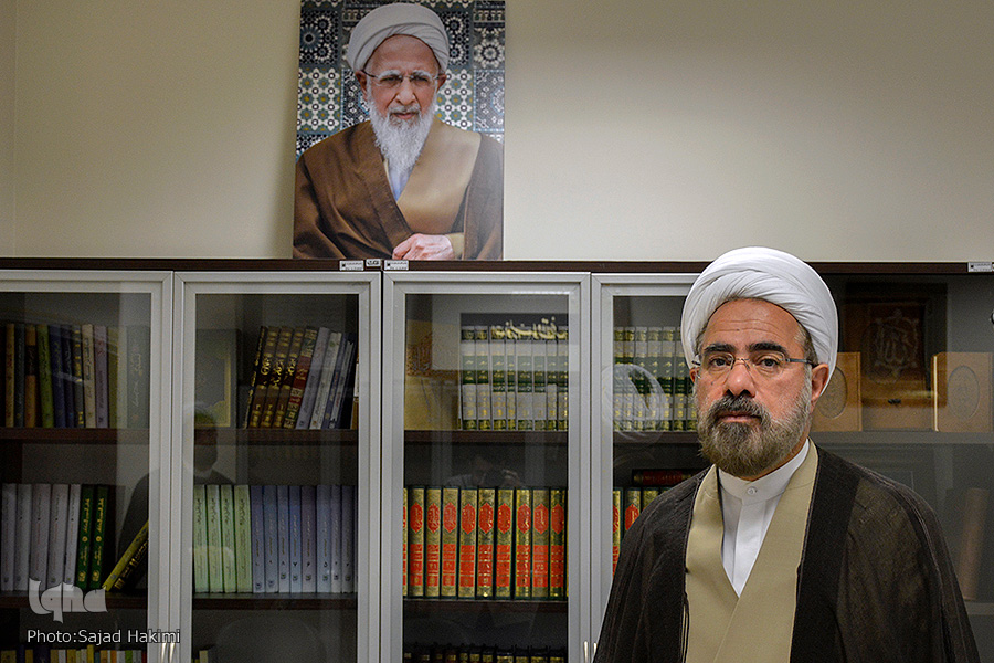 حجتالاسلام والمسلمین مرتضی جوادی آملی پژوهشگر دینی و رئیس بنیاد بینالمللی علوم وحیانی اسراء حجتالاسلام والمسلمین مرتضی جوادی آملی پژوهشگر دینی و رئیس بنیاد بینالمللی علوم وحیانی اسراء