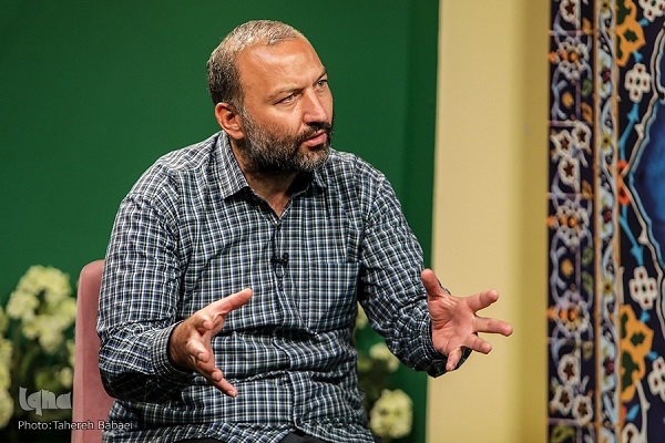 رسول آذرسرا، مستندساز و کارگردان