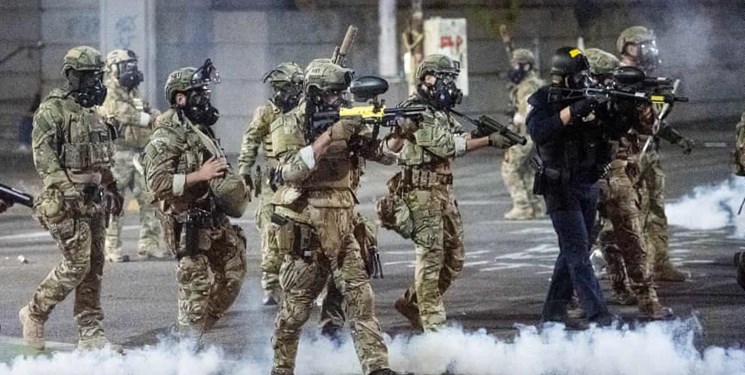 اعتراض عیله تبعیض در محل کار اعتراض عیله تبعیض در محل کار