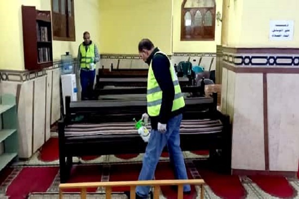 پویش ملی برای ضدعفونی مساجد جیزه مصر +عکس