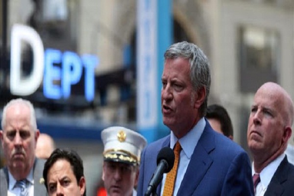 وضع قانون برای مسئولیت‌پذیری پلیس آمریکا