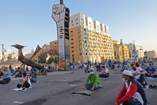 جلوه‌هایی از برپایی نماز عید قربان در جهان