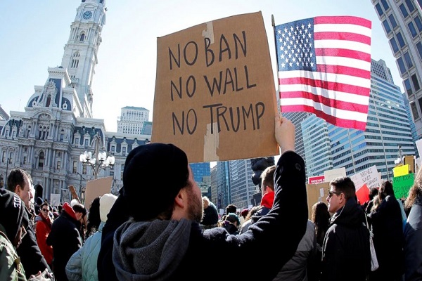 از هزینه یک میلیون دلاری سرکوب تا افشای مخالفت ترامپ با خواسته معترضان از هزینه یک میلیون دلاری سرکوب تا افشای مخالفت ترامپ با خواسته معترضان