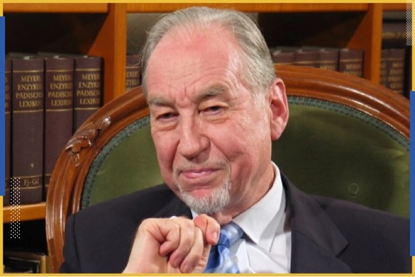 آماده// از نازیسم تا اسلام / دیدگاه «مراد هافمن» درباره فریضه حج // گزارش