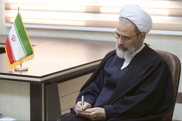 ارسالی//آیت الله تسخیری (ره) در طول عمر بابرکت خود در راه نشرمعارف دین و تقریب امت اسلام تلاش زیادی کرد