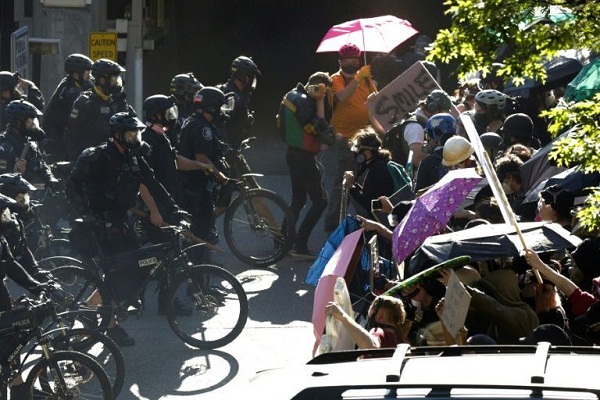 از کشته شدن معترض تا رشد اسلامهراسی در انگلستان از کشته شدن معترض تا رشد اسلامهراسی در انگلستان
