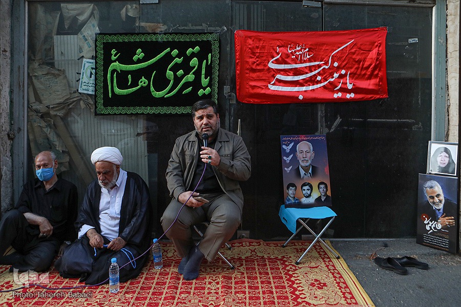 روضههای خانگی فیض عظیم است / تبدیل هر کوچه به حسینیه برای درک ذوات مقدس روضههای خانگی فیض عظیم است / تبدیل هر کوچه به حسینیه برای درک ذوات مقدس