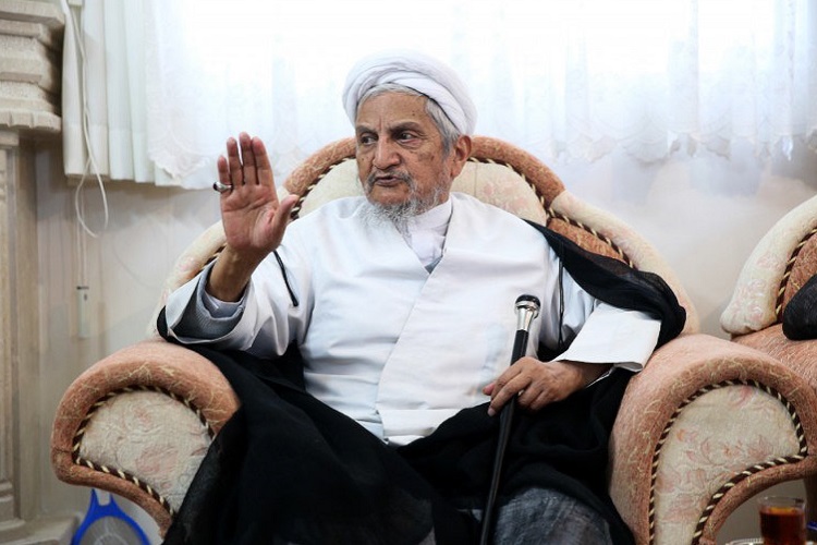 آیت‌الله صانعی در قبرستان شیخان قم به خاک سپرده شد