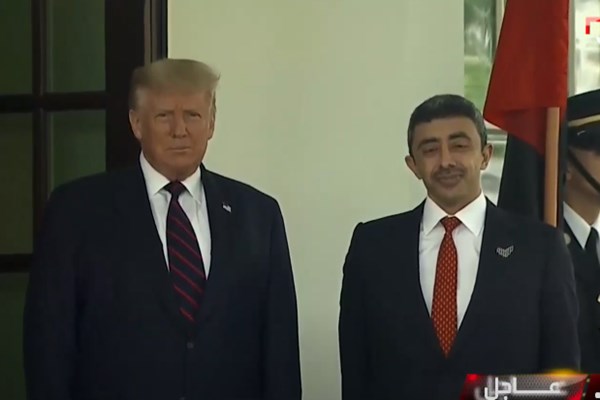 امضای توافق سازش بحرین و امارات با رژیم صهیونیستی/ تظاهرات هزاران فلسطینی در کرانه باختری