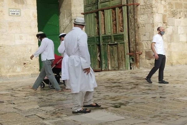 حضور شهرک&zwnj;نشینان صهیونیست در مسجدالاقصی + عکس