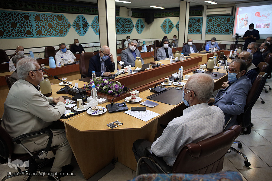 شهیدی که مصداق «الَّذِينَ آمَنُوا يُقَاتِلُونَ فِي سَبِيلِ اللَّهِ» بود / یادی از تلاوتهای فاخر احمد انصاریاصیل شهیدی که مصداق «الَّذِينَ آمَنُوا يُقَاتِلُونَ فِي سَبِيلِ اللَّهِ» بود / یادی از تلاوتهای فاخر احمد انصاریاصیل