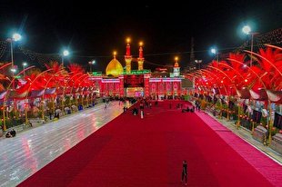 فيلم | بین الحرمین در شب تاسوعا سرخ‌پوش شد