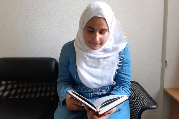 آماده// تبدیل «تهدید کرونا» به «فرصت حفظ قرآن» درمیان کودکان فلسطینی / گزارش