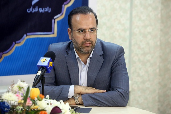 رد نشود///قدردانی پیشکسوتان و همکاران از مهندس خستگی‌ناپذیر عرصه قرآن / «فتحی‌پور»؛ فعال قرآنی همه فن حریف