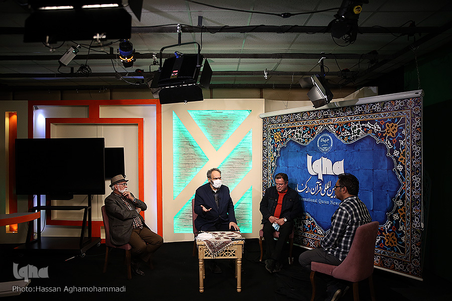 فیلم مصطفی عقاد از فیلم مجید و درویش ضعیفتر بود / ظرفیت بالایی تصویرگری از حضرت رسول (ص) در سینما/ بخش خصوصی توان ساخت فیلم تاریخی را ندارد فیلم مصطفی عقاد از فیلم مجید و درویش ضعیفتر بود / ظرفیت بالایی تصویرگری از حضرت رسول (ص) در سینما/ بخش خصوصی توان ساخت فیلم تاریخی را ندارد