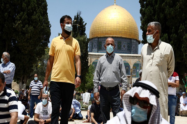 اقامه نماز صبح در مسجدالاقصی بعد از یک ماه