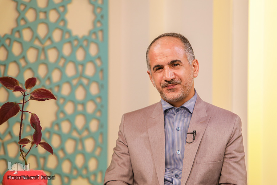 اسماعیل عاکفی