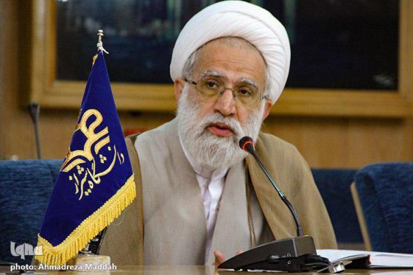 جایگاه پیامبر از نگاه مولانا/ قافله سالار ما فخر جهان مصطفاست