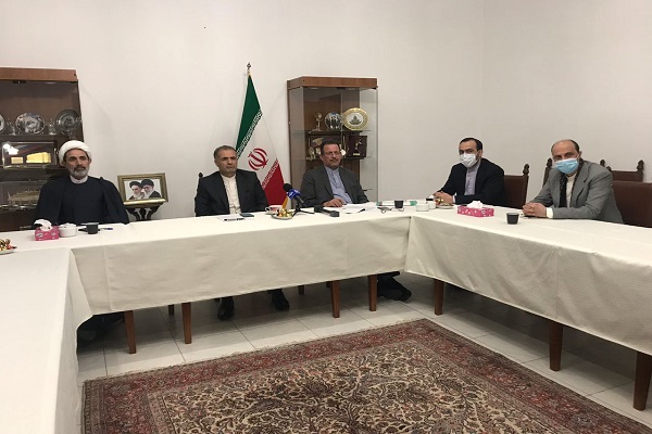 ضرورت احترام به مقدسات ادیان الهی ، محور گفتگوی علما و شخصیتهای ایرانی و روسی ضرورت احترام به مقدسات ادیان الهی ، محور گفتگوی علما و شخصیتهای ایرانی و روسی