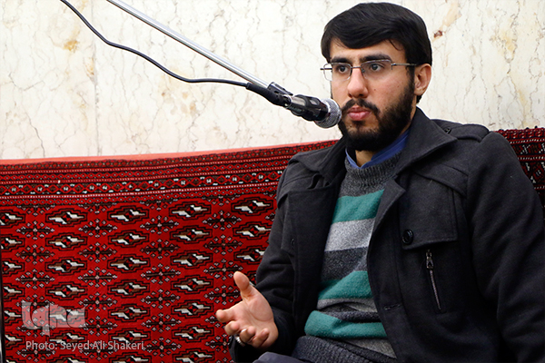 محمود نوروزی حافظ کل قرآن و نفر اول مسابقات بین المللی قرآن طلاب جهان اسلام محمود نوروزی حافظ کل قرآن و نفر اول مسابقات بین المللی قرآن طلاب جهان اسلام