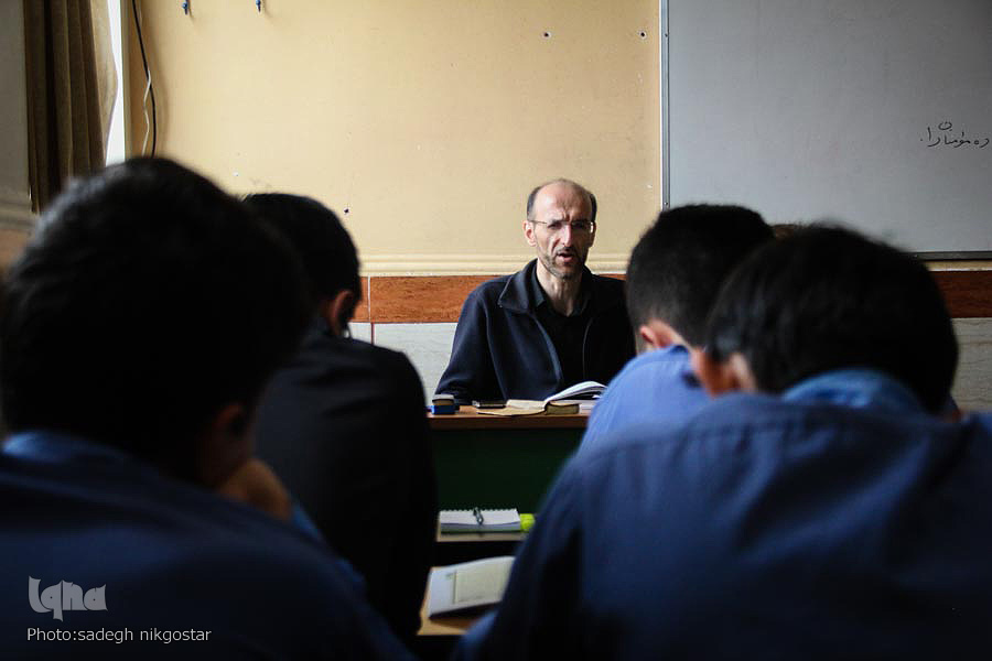 تهدید و تحدید قرآن در مدرسه / وقتی ریشه علاقه به قرآن در مقطع ابتدایی می&zwnj;خشکد