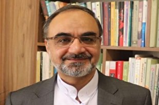 فیرحی و نقد براشت‌های ایدئولوژیک از سنت