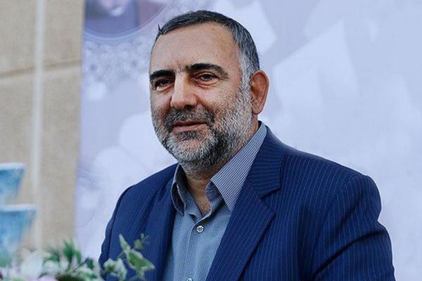 جوادی: فروشنده و رقیب نشر نیستیم/ بستر و خدمات فروش کتاب را تسهیل کردیم