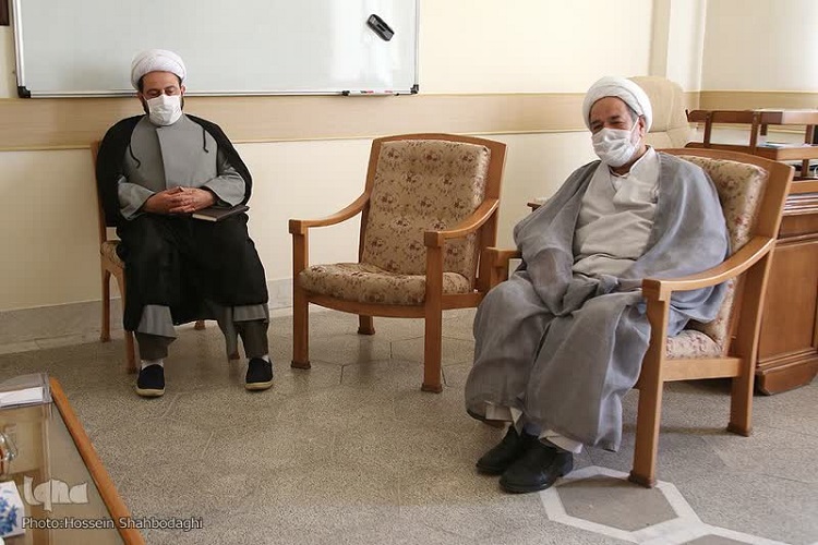 امضای تفاهمنامه همکاری سازمان فعالیتهای قرآنی دانشگاهیان و جامعة المصطفی(ص) امضای تفاهمنامه همکاری سازمان فعالیتهای قرآنی دانشگاهیان و جامعة المصطفی(ص)