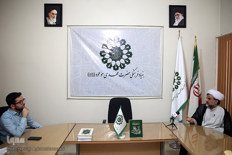 توصیه‌هایی به جوانان در باب وحدت / عالم‌نمایان استعماری و صدور فتاوای اختلاف‌افکن