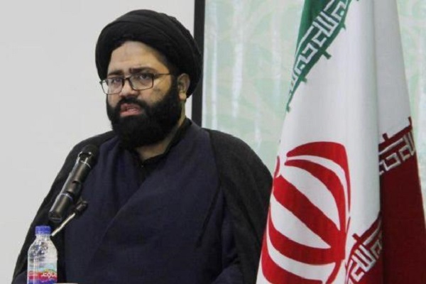 حجت‌الاسلام والمسلمین امید مؤذنی معاون پژوهشی پژوهشگاه شهید صدر