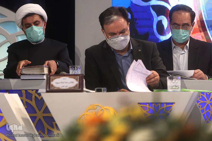 شب سوم مسابقات و مدعیان جدید تلاوت در کشور/ نقدی به آیتم تحلیل داوران شب سوم مسابقات و مدعیان جدید تلاوت در کشور/ نقدی به آیتم تحلیل داوران