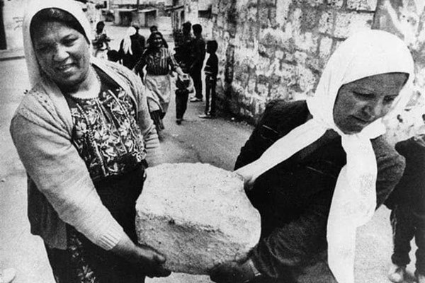 انتفاضه سنگ؛ یادآور مقاومت فلسطینیان با دست های خالی / گزارش